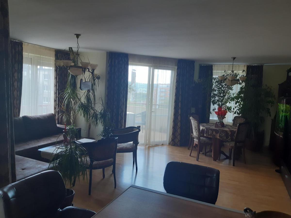 Nish 7 Veliko Tarnovo Exterior foto