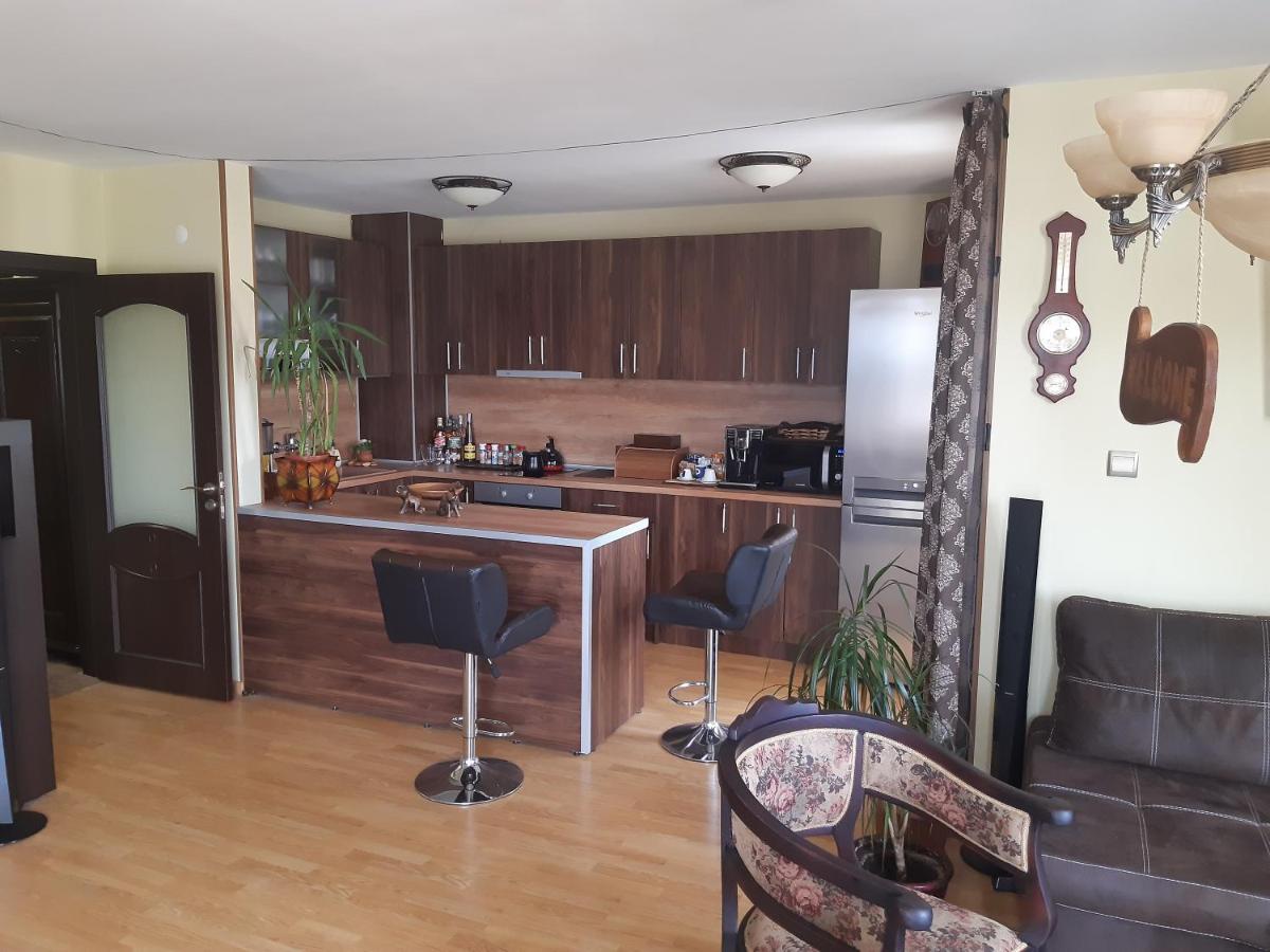 Nish 7 Veliko Tarnovo Exterior foto